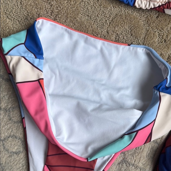 Colorful bikini 3pc Set - Picture 10 of 10